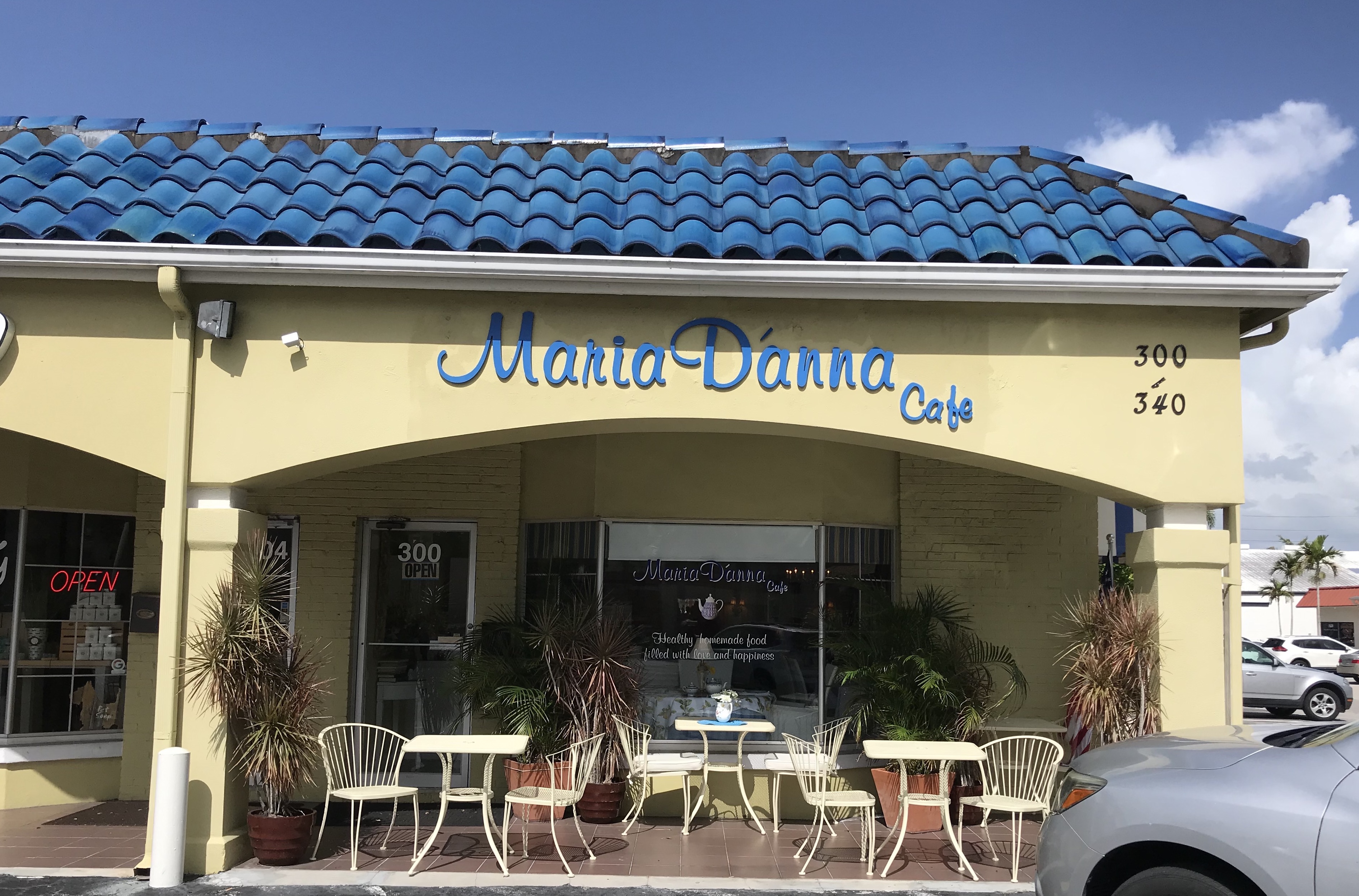 Maria Danna Cafe Naples